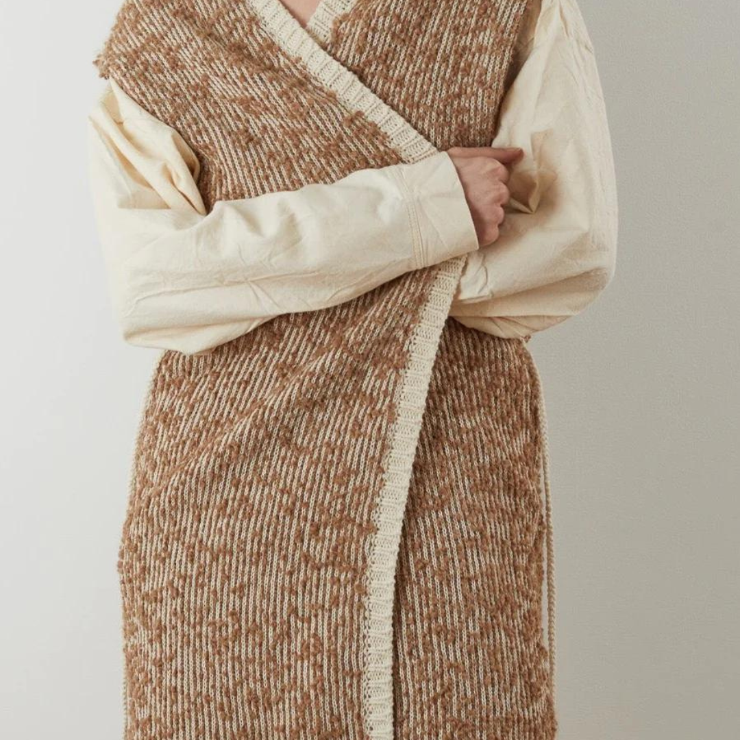 Praline Knit Weave Vest