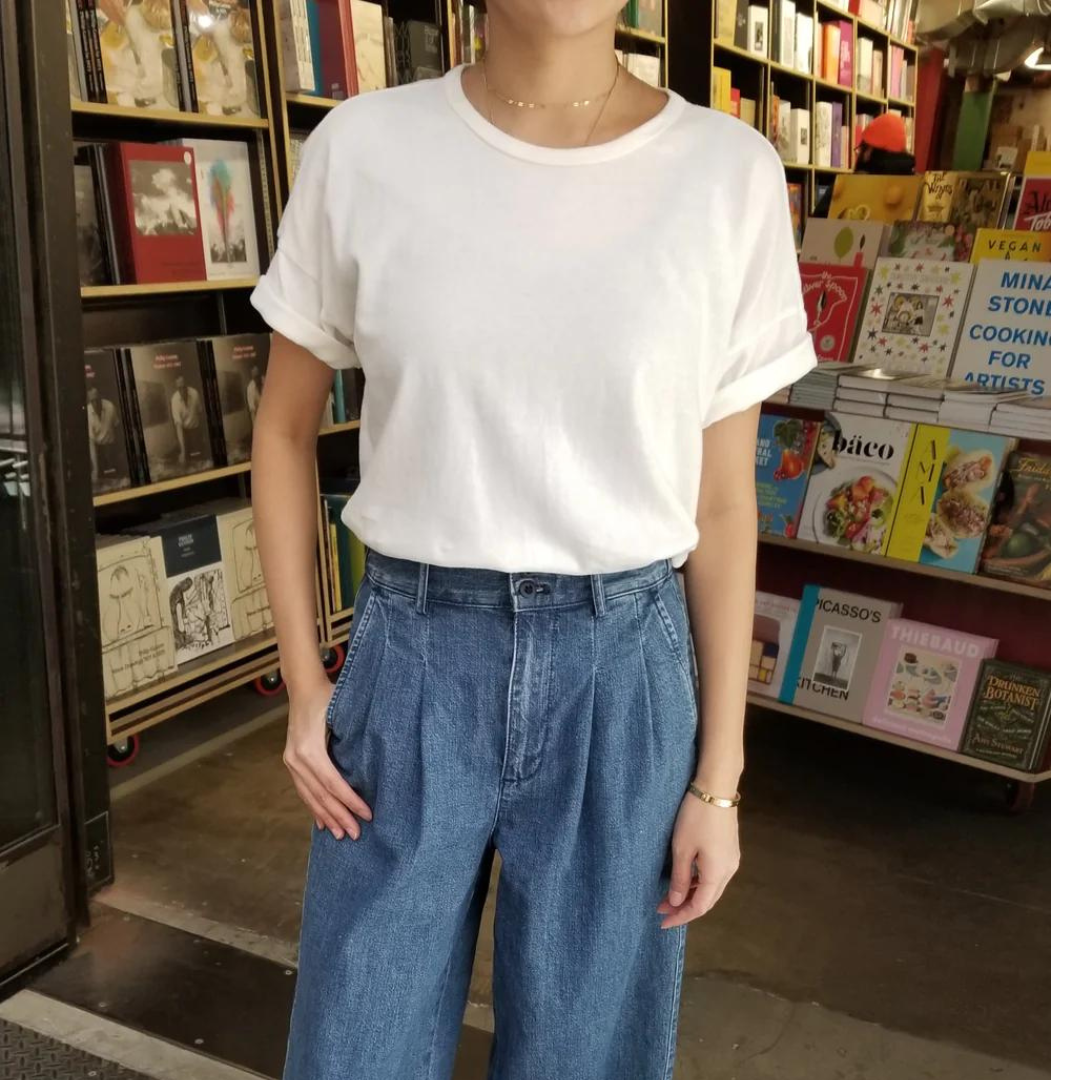 Her Tee